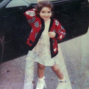 Meet your Posher, Nayele